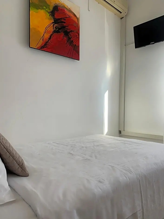 Economy Double room (full double bed)
