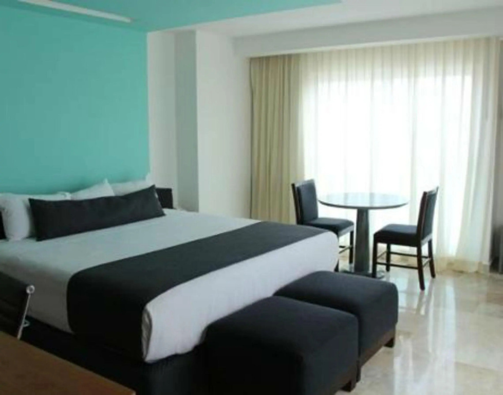 Rivoli Select Hotel — 4