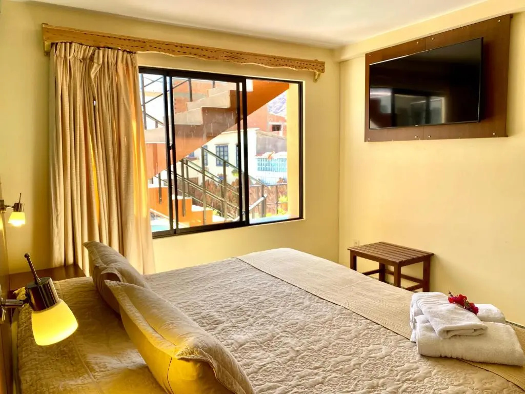 Superior Double room (full double bed)