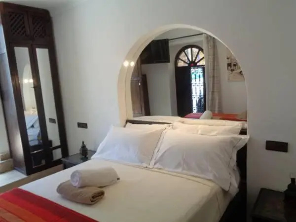 Standard Double room with pool view (full double bed)