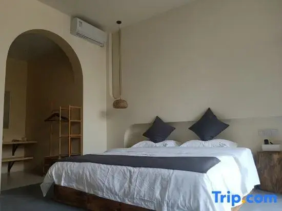 Premier Double room with view (full double bed)
