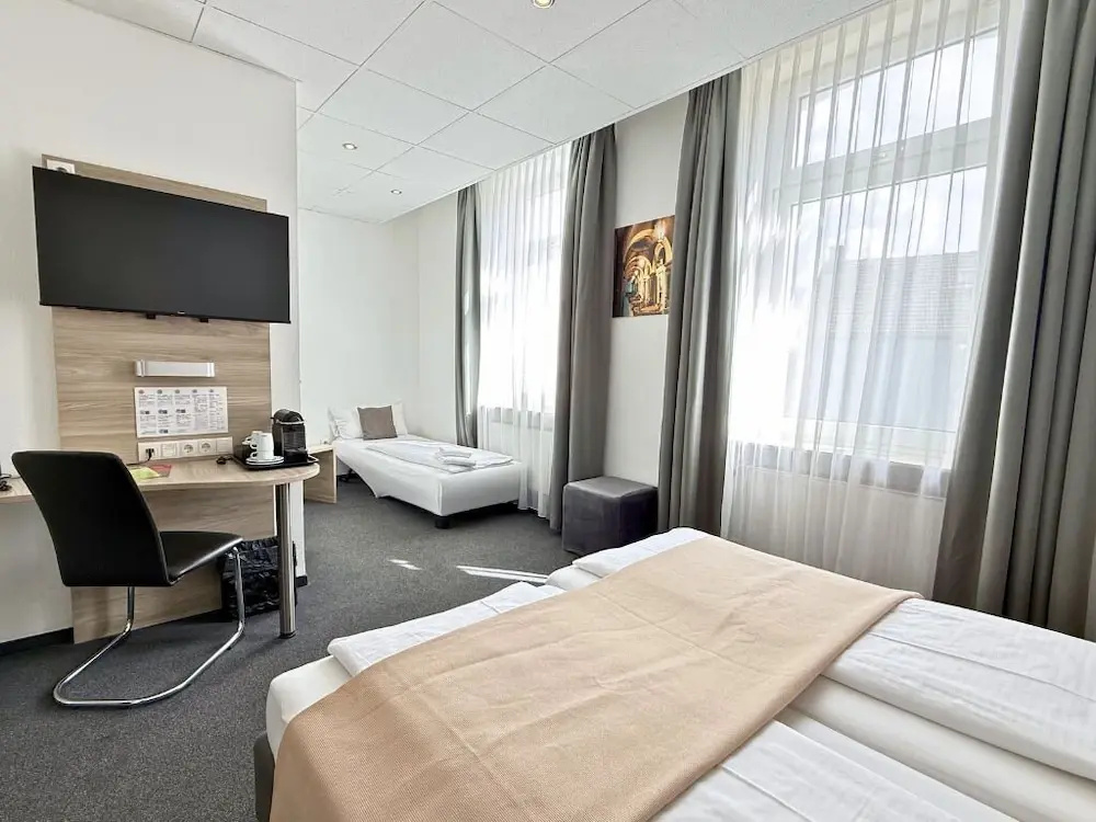 Hotel Hohenstaufen - Chambres