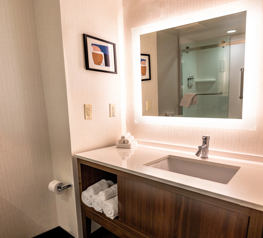 Holiday Inn & Suites Oakland Airport by IHG - Général