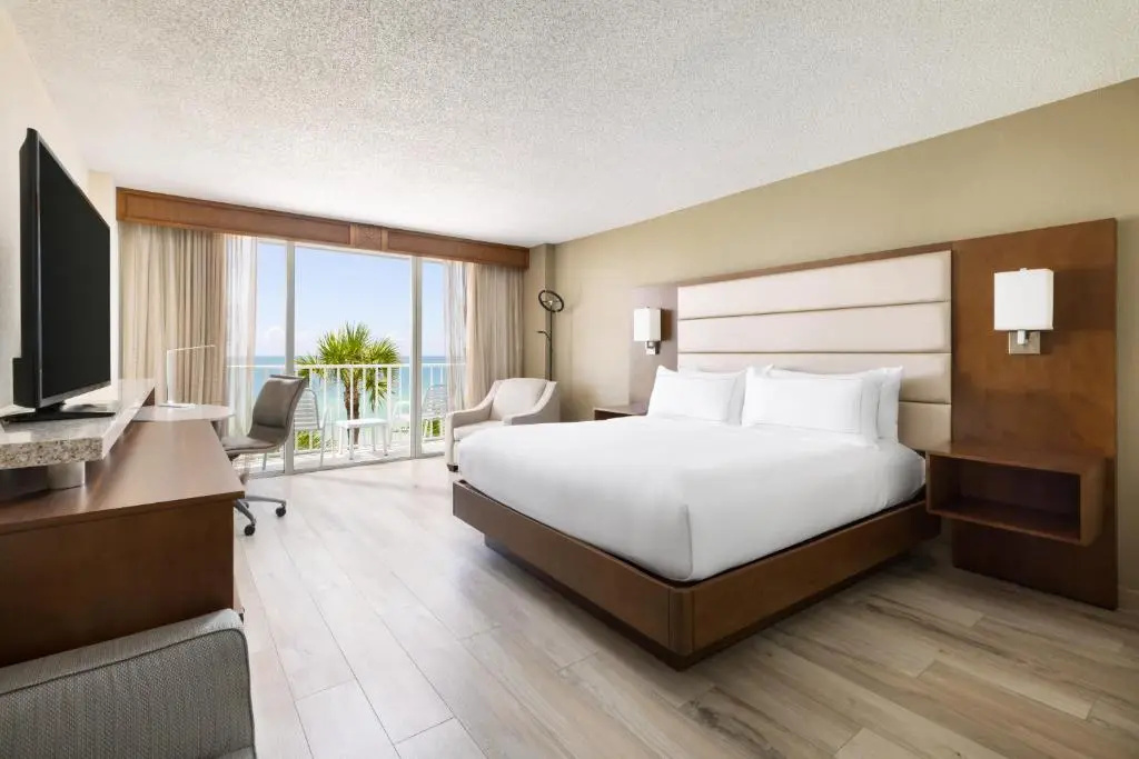 DoubleTree Beach Resort by Hilton Tampa Bay - North Redingto - Chambres
