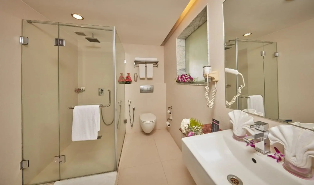 Royal Orchid Beach Resort & Spa - фото 7