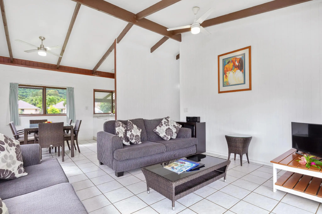 3 Bedrooms Bungalow