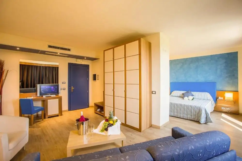 Hotel Galilei — 4
