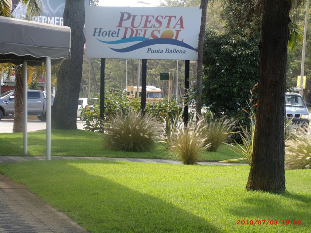 Hotel Puesta del Sol by null