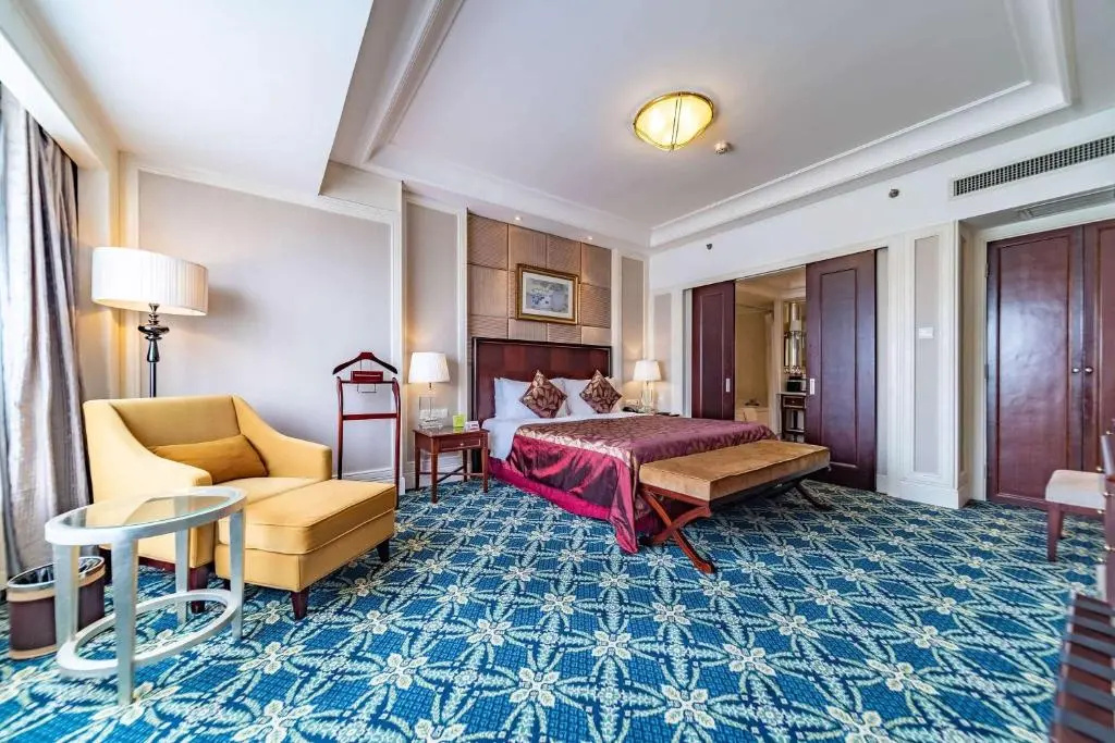 Superior Suite