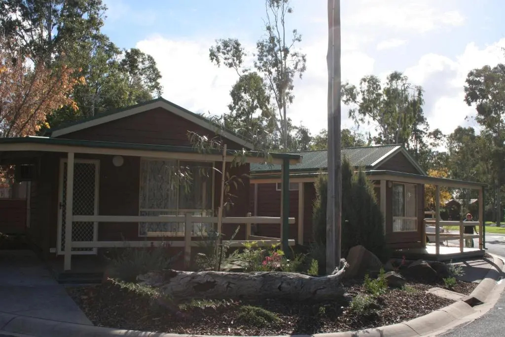 Lake Fyans Holiday Park - Chambres