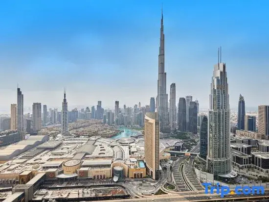 bnbme | Burj Khalifa Views! Graceful 4BR Apartment