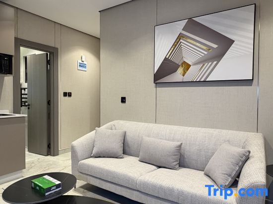 304 Tara-Jre Al Lweibdeh 2Bdr with Stunning View