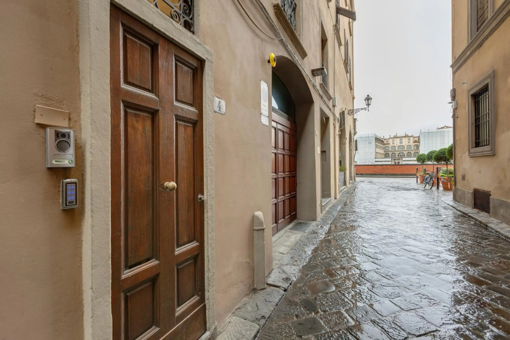 Geppi's Apartments