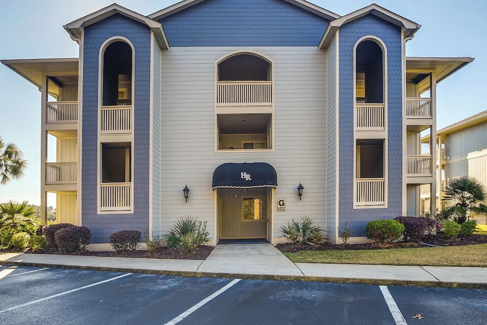 Little River Condo With Balcony & Pool Access!