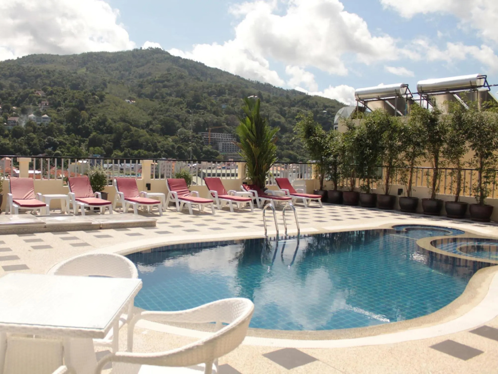 Pool
