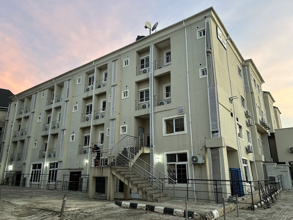 Grand Maridos Hotel