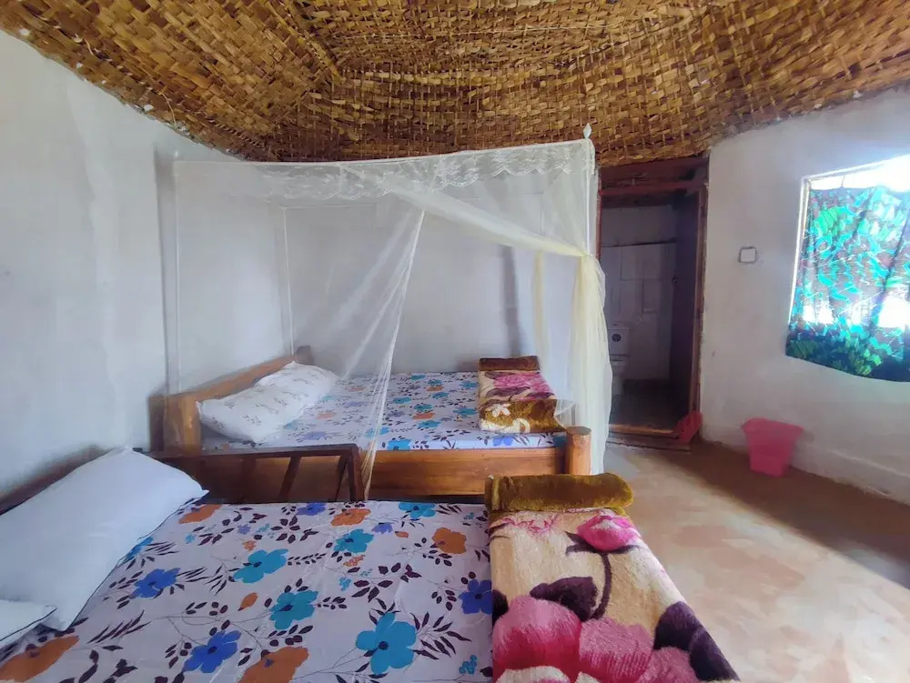 Economy room