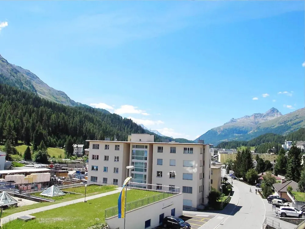 Luxurious And Beautifully Designed Apartment In Saint Moritz - Lets get Cosy