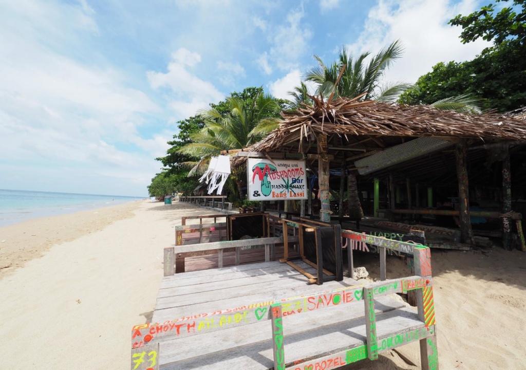 Beach & Waterfront
