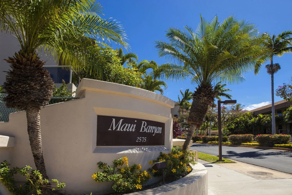 Maui Banyan - Maui Condo & Home