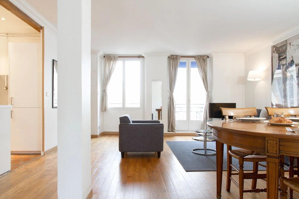 Odeon - Saint Germain Private Apartment