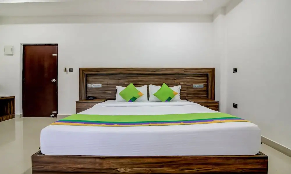 Treebo Misty Garden Resorts & Spa with Swimming Pool - Chambres