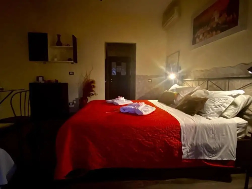 Superior Double room with balcony and with city view (full double bed)