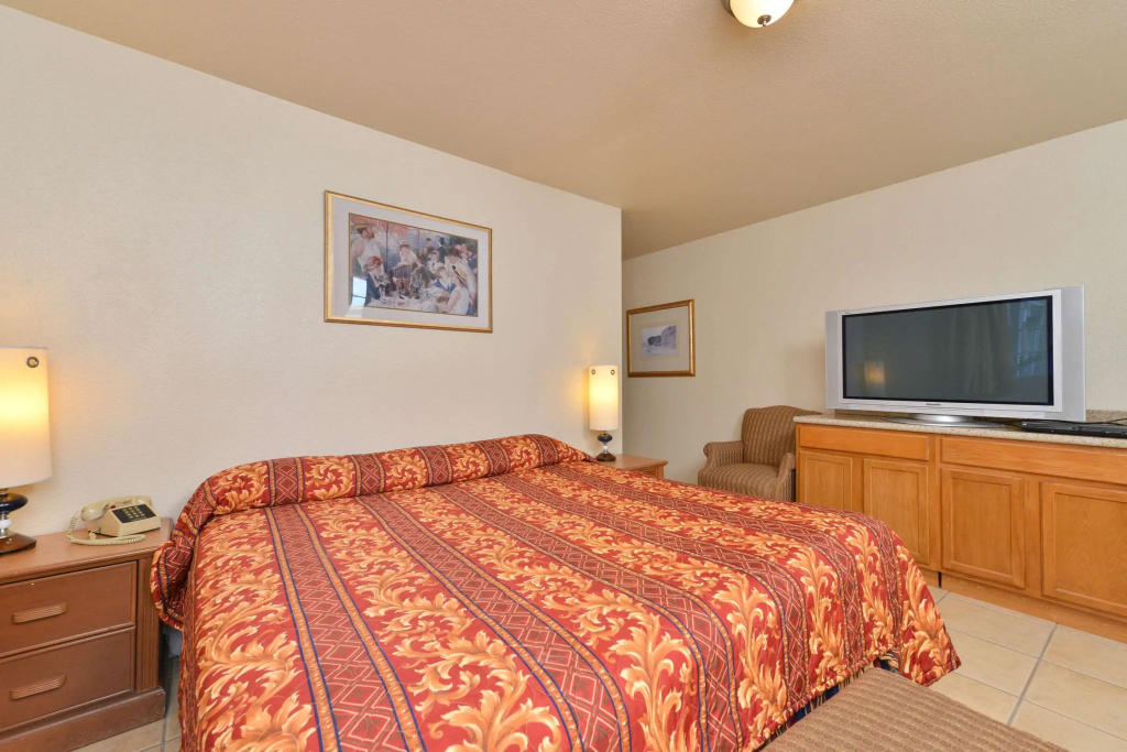 Rodeway Inn - фото 13