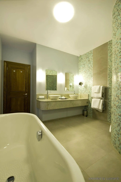 South Lodge Hotel - фото 42