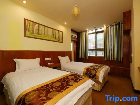 Business Double room (full double bed)