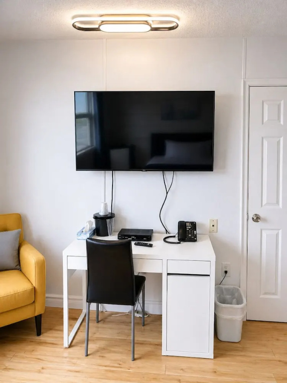 Standard Double room with sea view (full double bed)