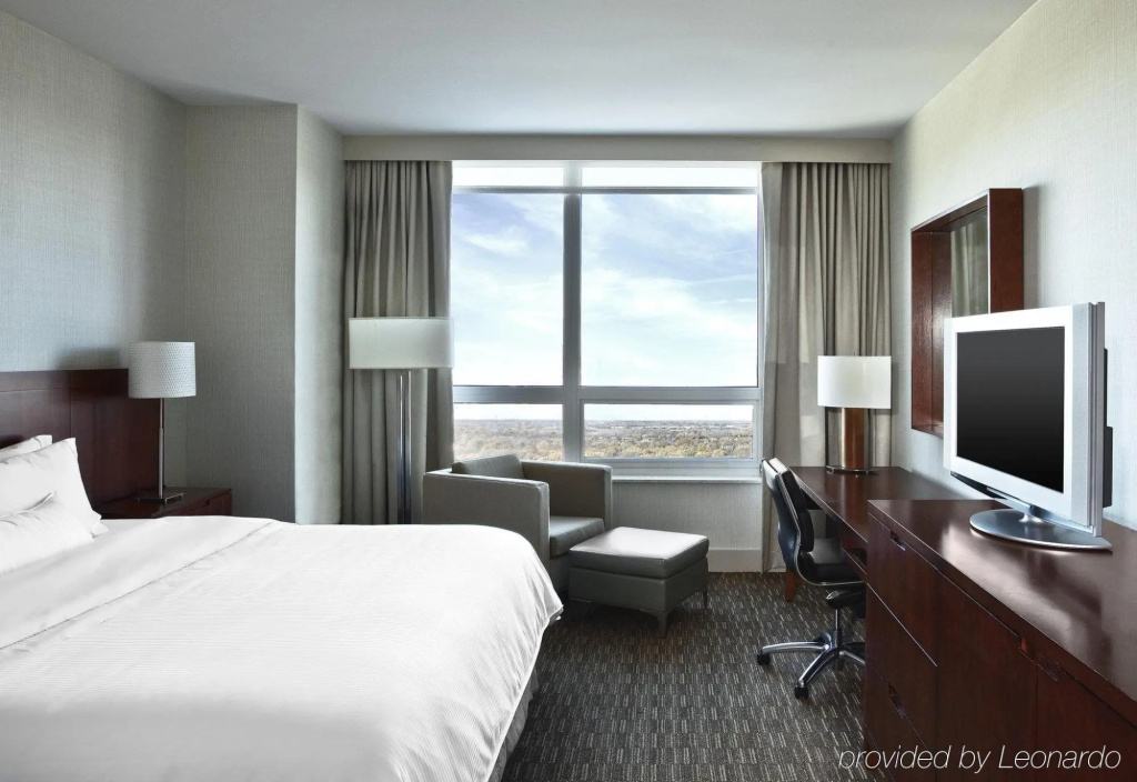 The Westin Chicago North Shore