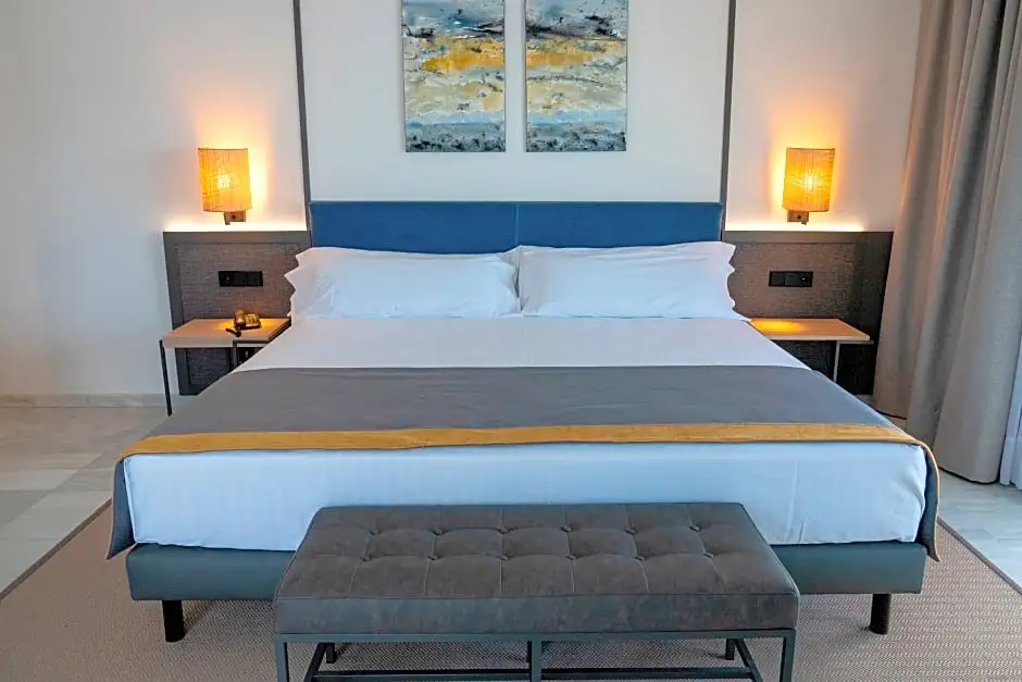 Hotel URH Sitges Playa - Chambres