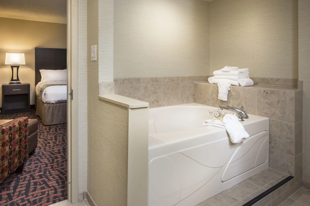Holiday Inn Wichita East I-35 by IHG - Général