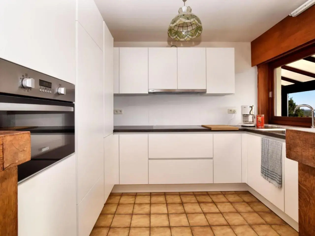 Holiday Home in Nadrin With Private Terrace - фото 16