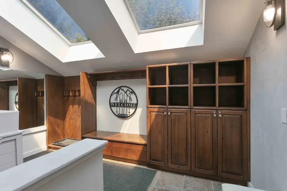 Cozy Ski Condo With Private Hot Tub 4 Bedroom Condo