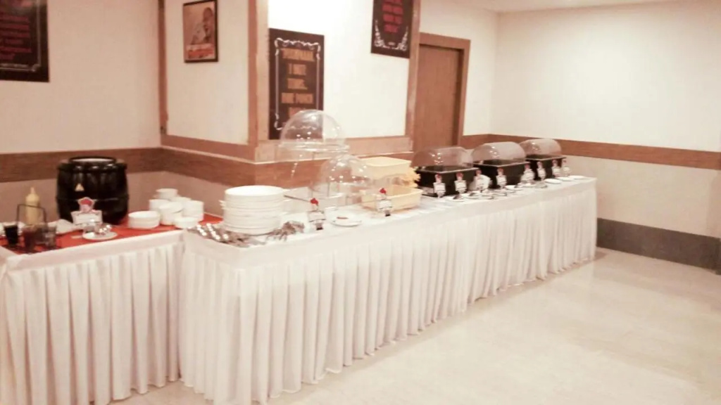 Max Hotels Prayagraj - Général