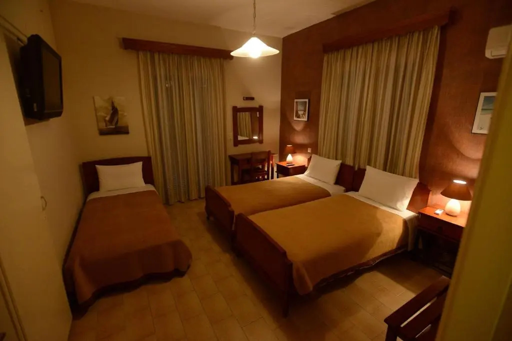 Triple room