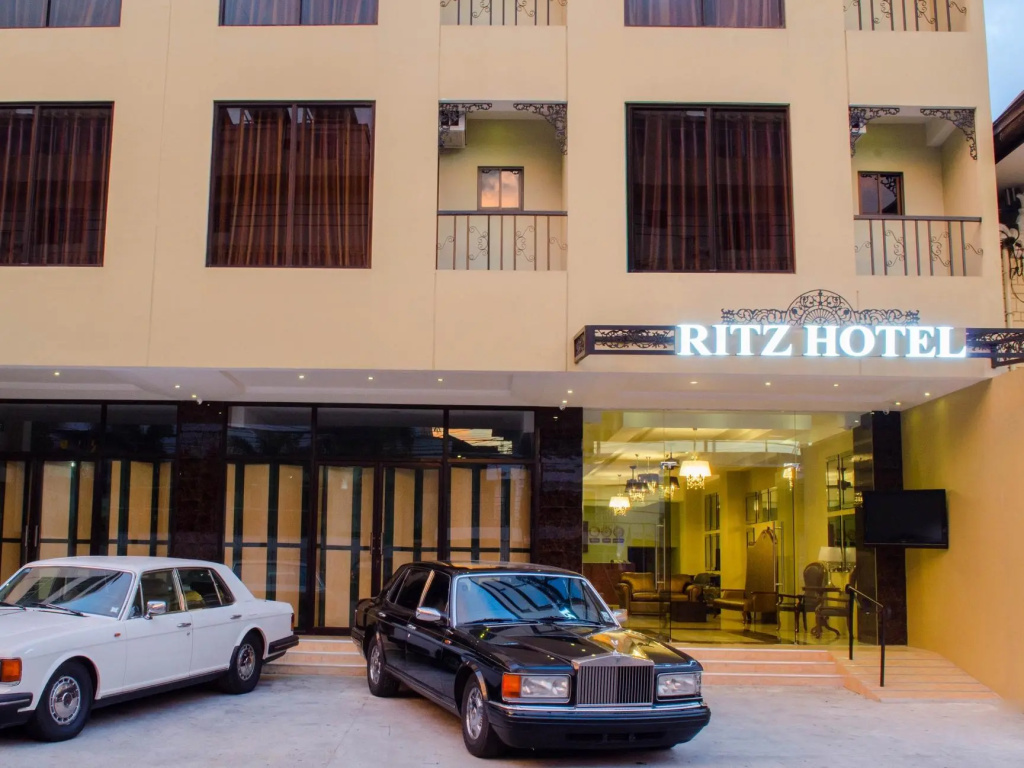 Ritz Hotel - Chambres