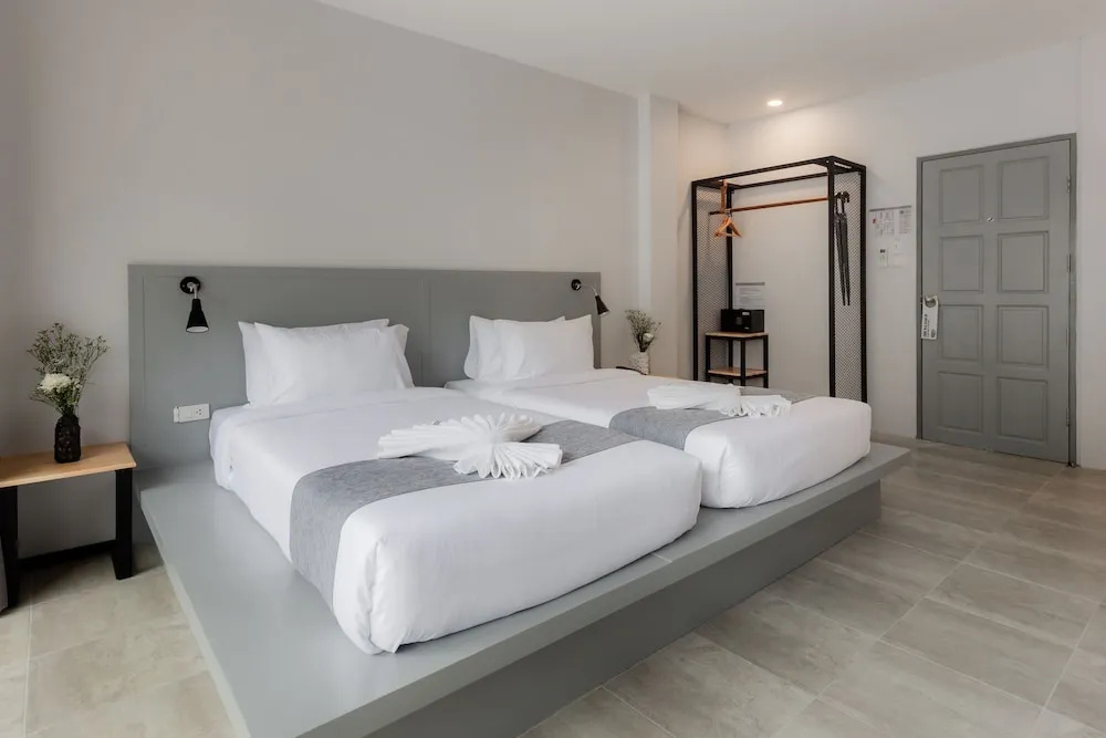 Superior Double room (full double bed)