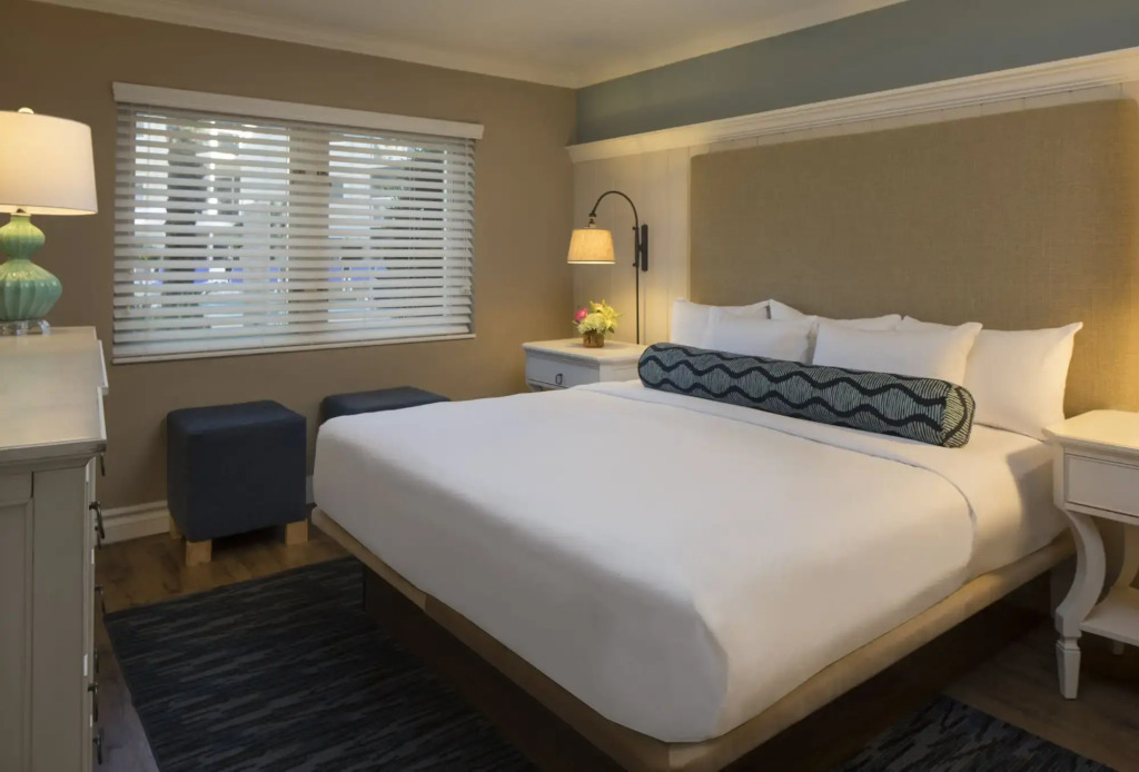 Edgewater Beach Hotel — фото 5