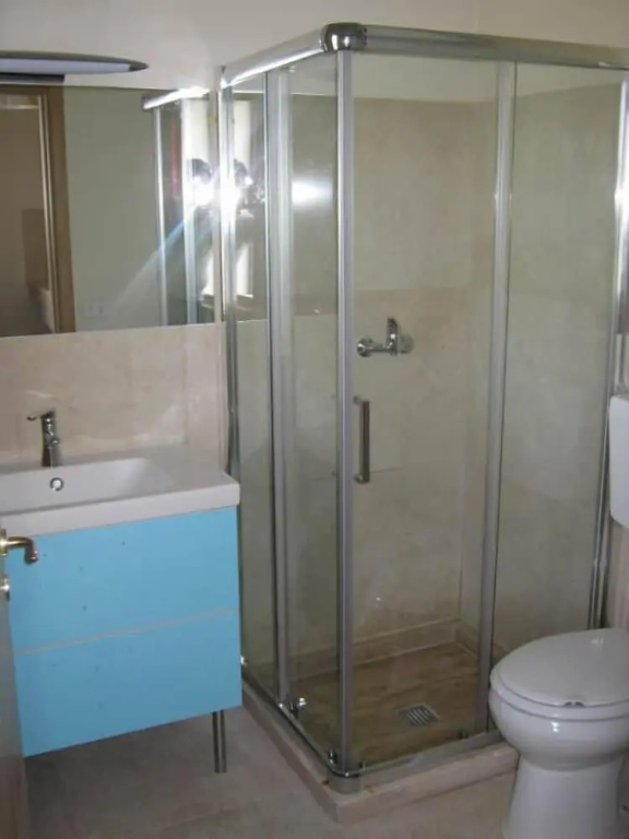 Standard Double room with balcony (full double bed)
