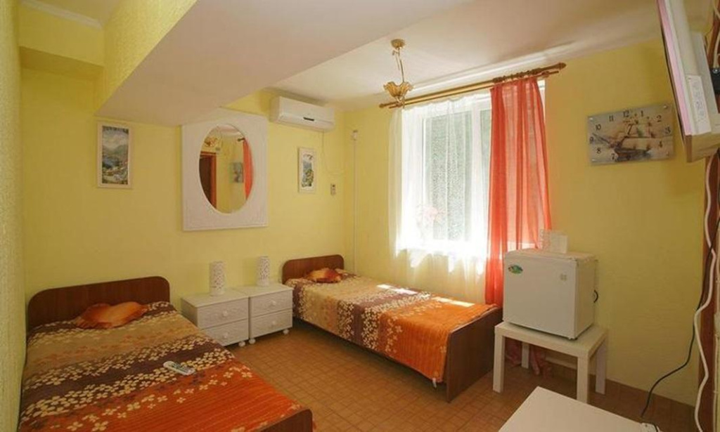 Standard Double room (full double bed)