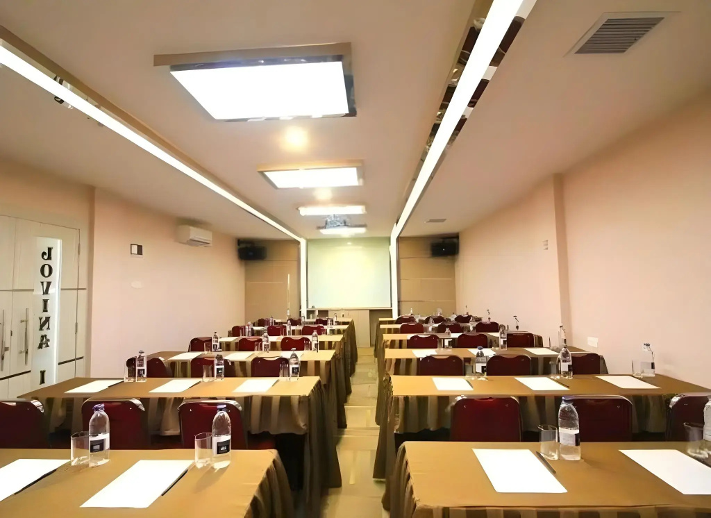 Lovina Inn Hotel Batam - Général