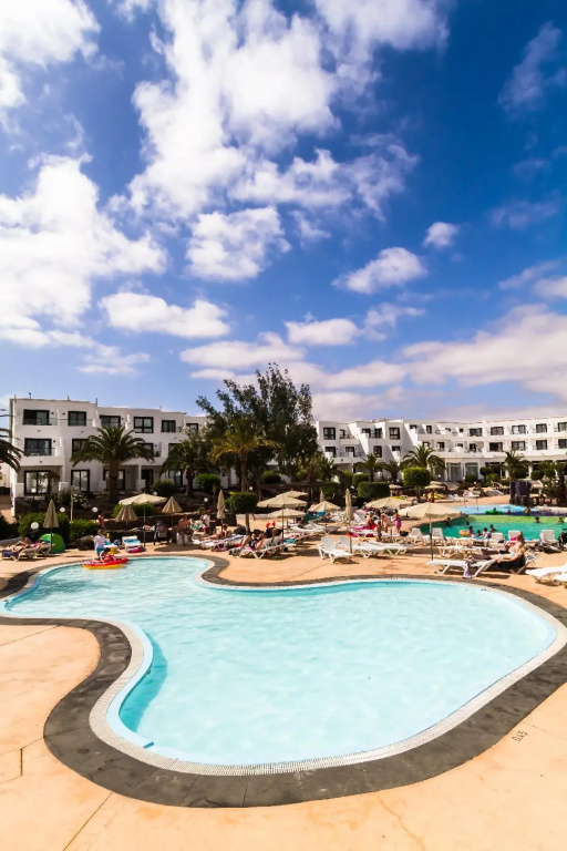 Beach & Waterfront