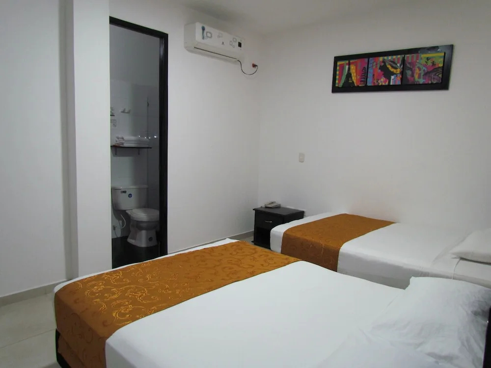1 Bedroom Standard Triple Family room