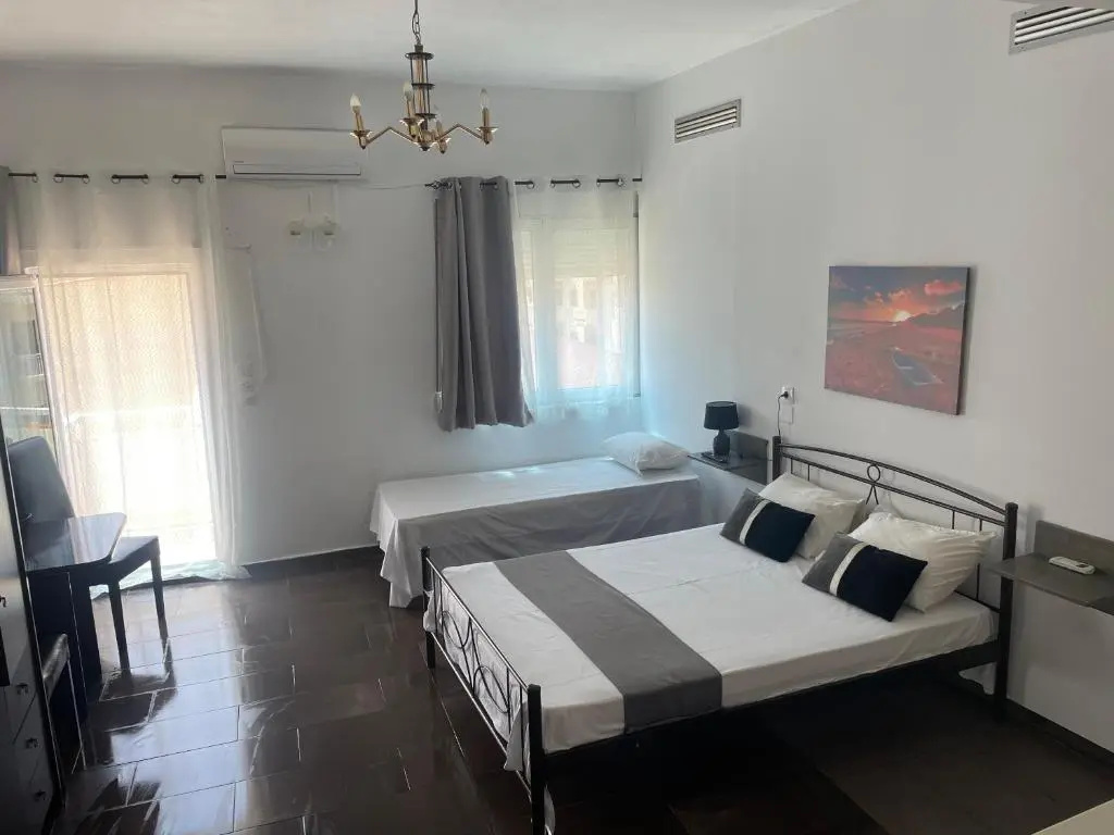 Julies Studios - Chambres