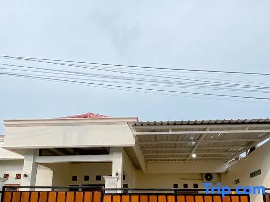 Guest House Griya Mundu Baru Kerten