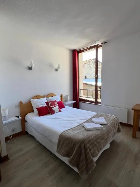 Standard Double room (full double bed)