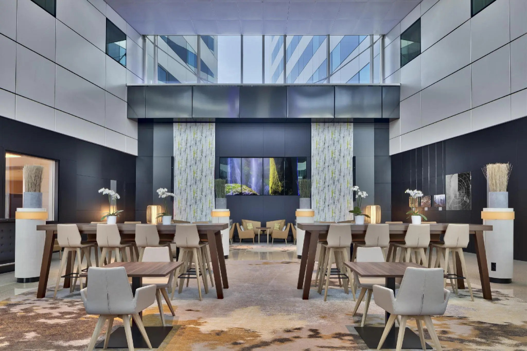 Sheraton Amsterdam Airport Hotel and Conference Center